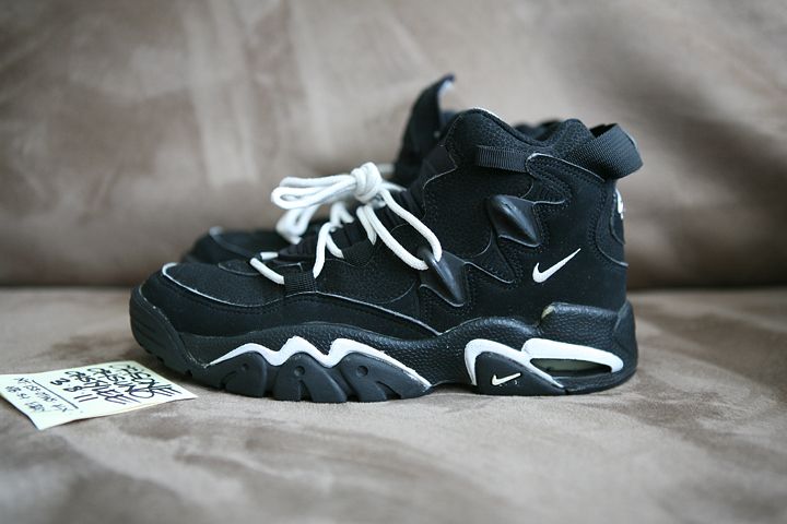 nike air bowl trainer